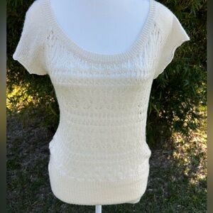 Old Navy Perfect Fit Cream Medium Crochet Knit Top Short Sleeve V Neck Y2K